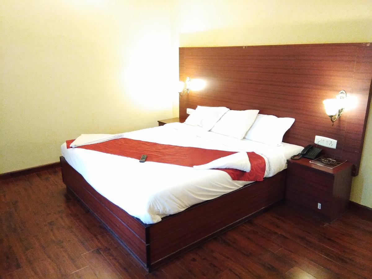 Berry Hills Resort Udagamandalam Exterior foto