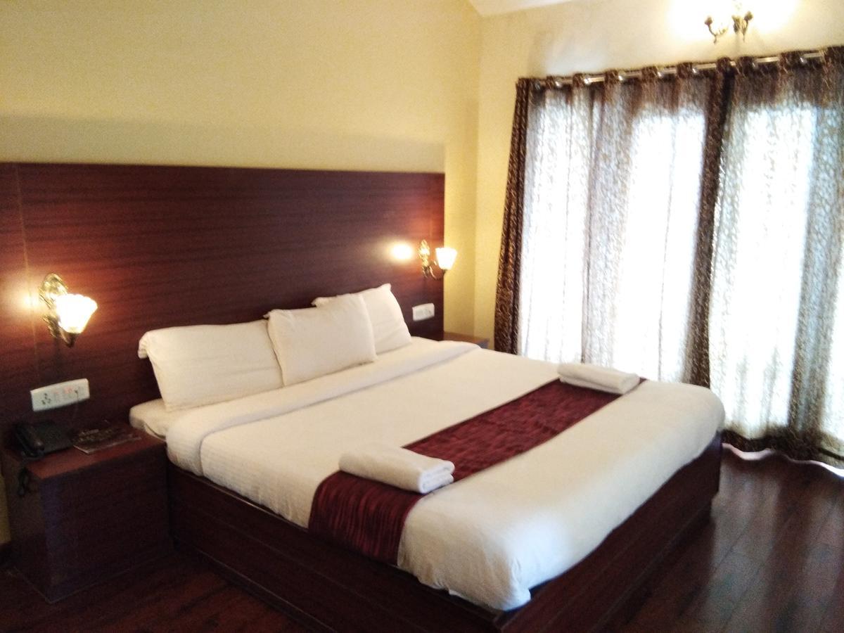 Berry Hills Resort Udagamandalam Exterior foto