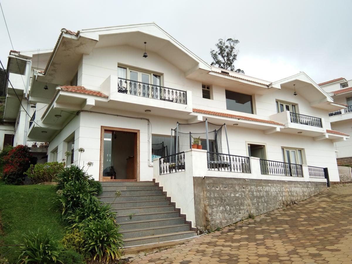 Berry Hills Resort Udagamandalam Exterior foto