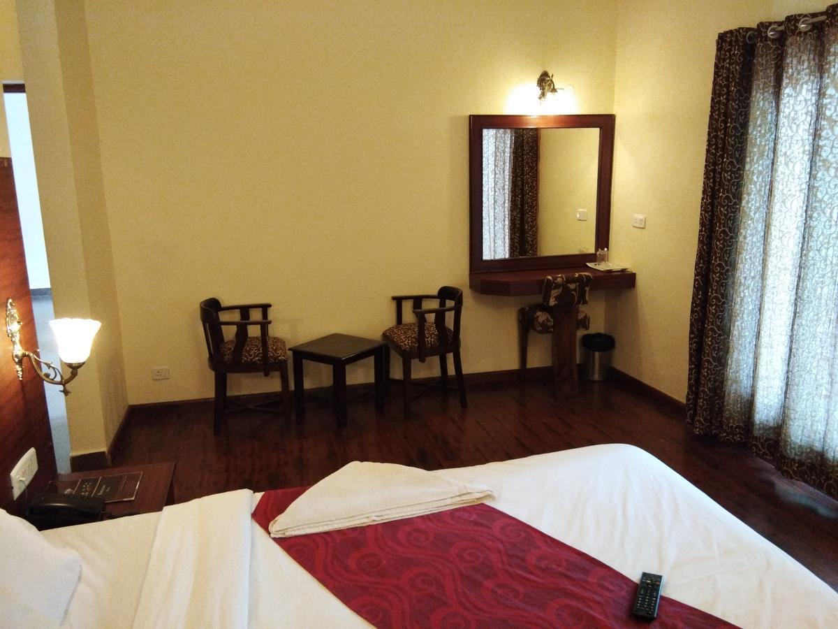 Berry Hills Resort Udagamandalam Exterior foto