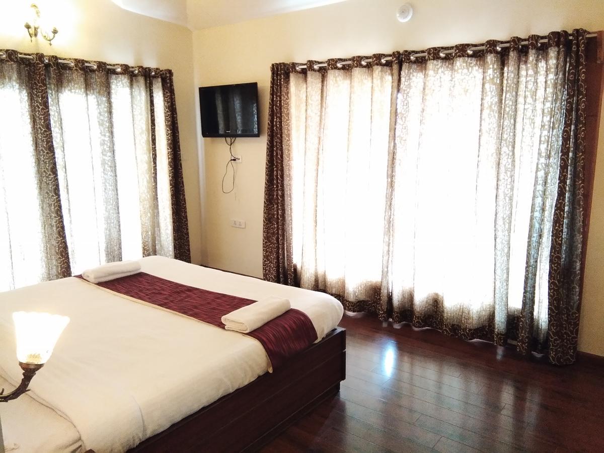 Berry Hills Resort Udagamandalam Exterior foto