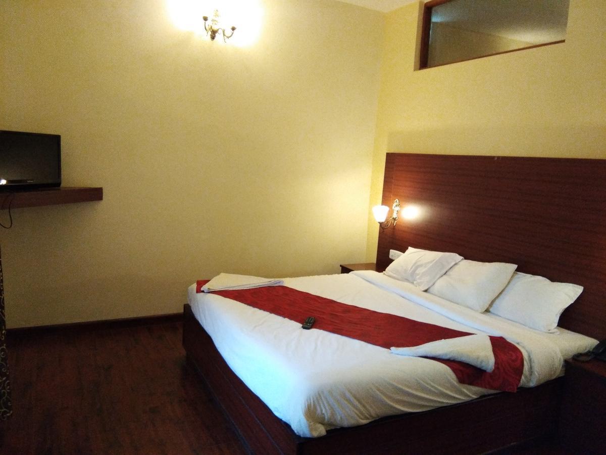 Berry Hills Resort Udagamandalam Exterior foto