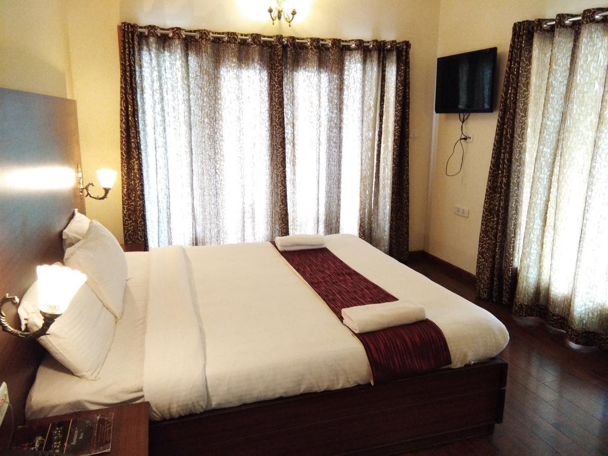 Berry Hills Resort Udagamandalam Exterior foto